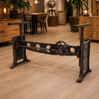 Klassiek in hoogte verstelbaar onderstel met roest look.