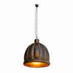 Hanglamp van ijzer.