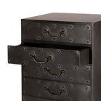 Detail afbeelding lade van de robuuste Ramiro ladekast.